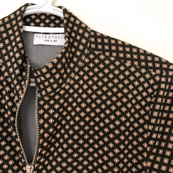 FLYNN SKYE CROPPED SWEATER - Picture 4 of 6